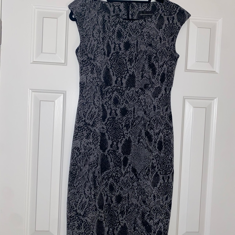 Women’s Connected Apparel black/gray sleeveless dress size 8